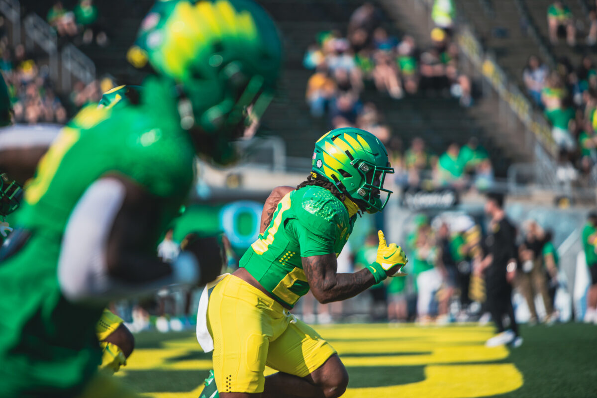 Snap-Count Takeaways: Biggest notes from Oregon’s usage report vs. Hawaii