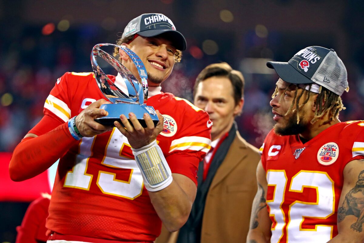 PFF analysts overwhelmingly pick Chiefs to win AFC West
