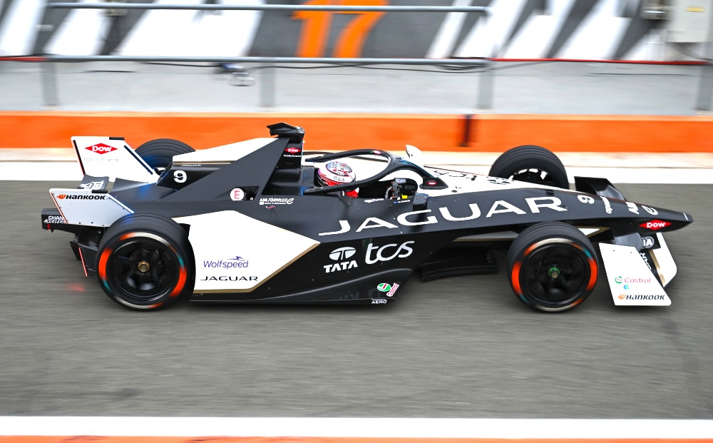 Evans leads for Jaguar again as Formula E testing resumes