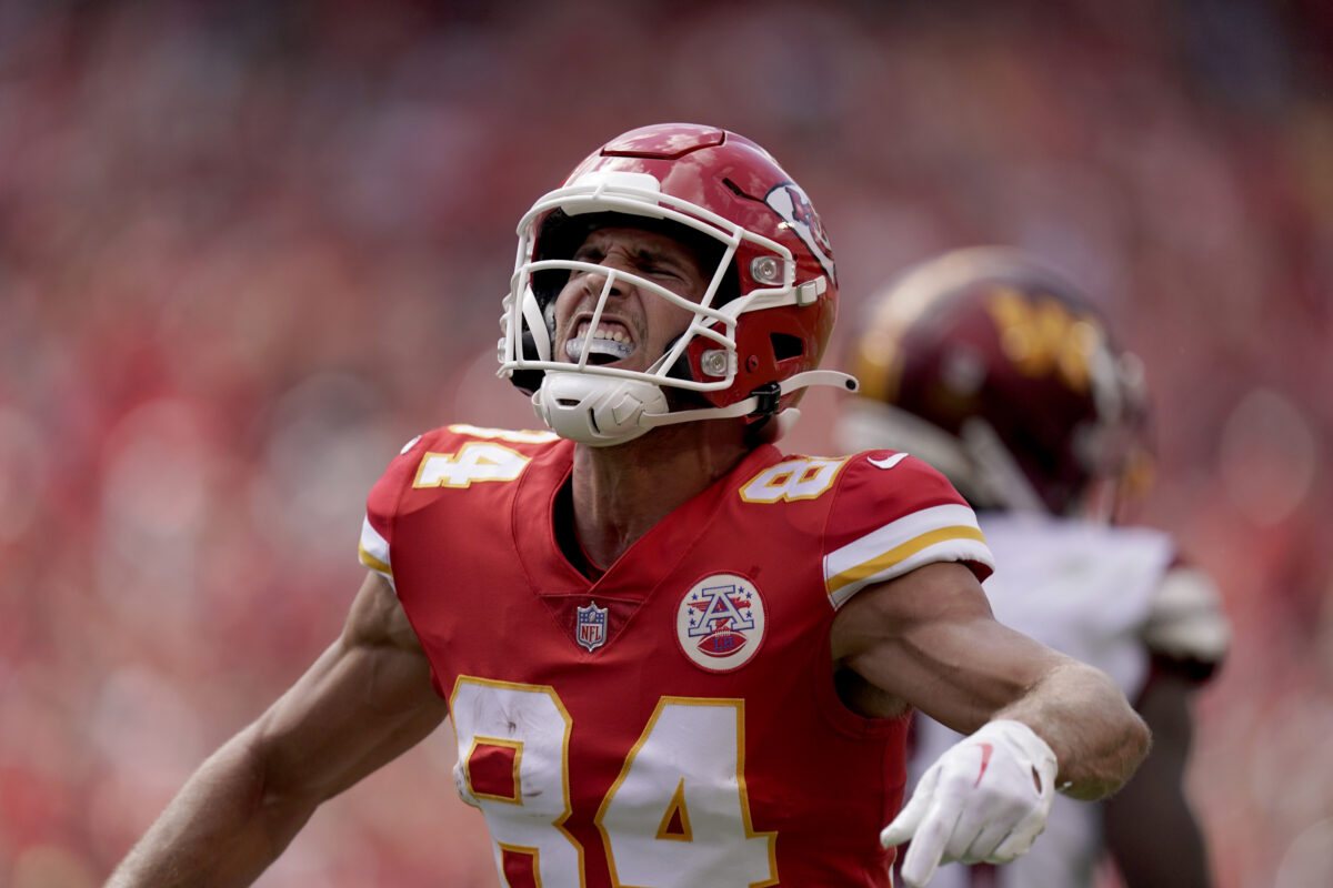 Chiefs WR Justin Watson expected to miss multiple weeks with elbow injury