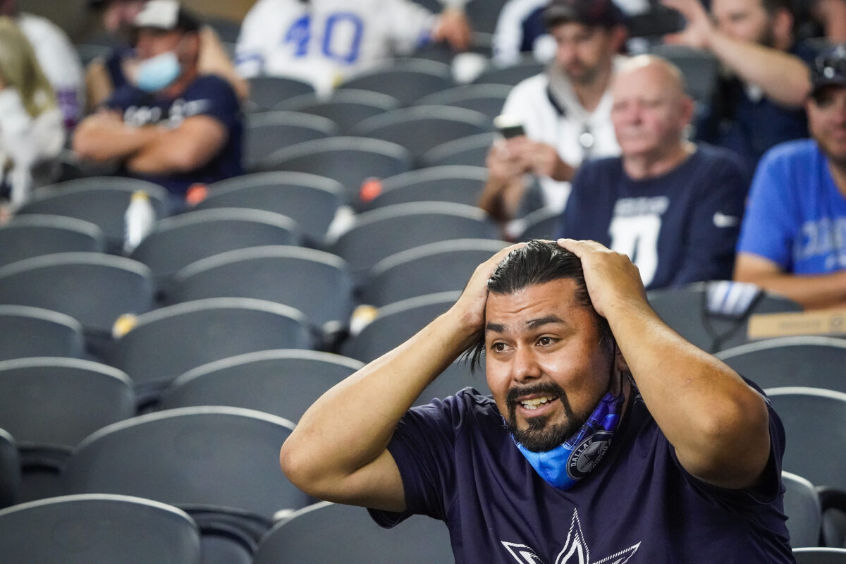 Cowboys Twitter erupts at McCarthy throwing in towel at end of 1st half