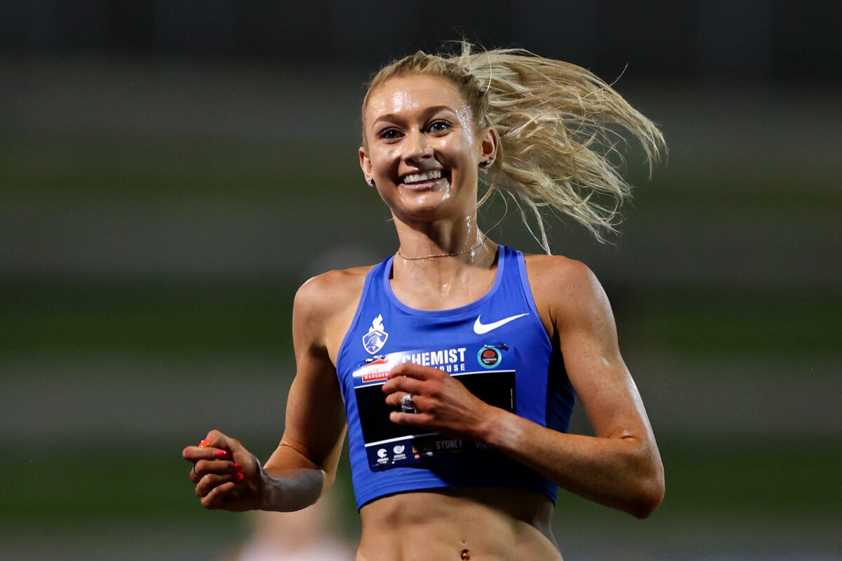 Australian runner Jessica Hull in images