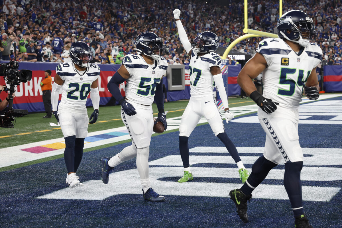 Seahawks players tweet reactions to their crushing Monday night win