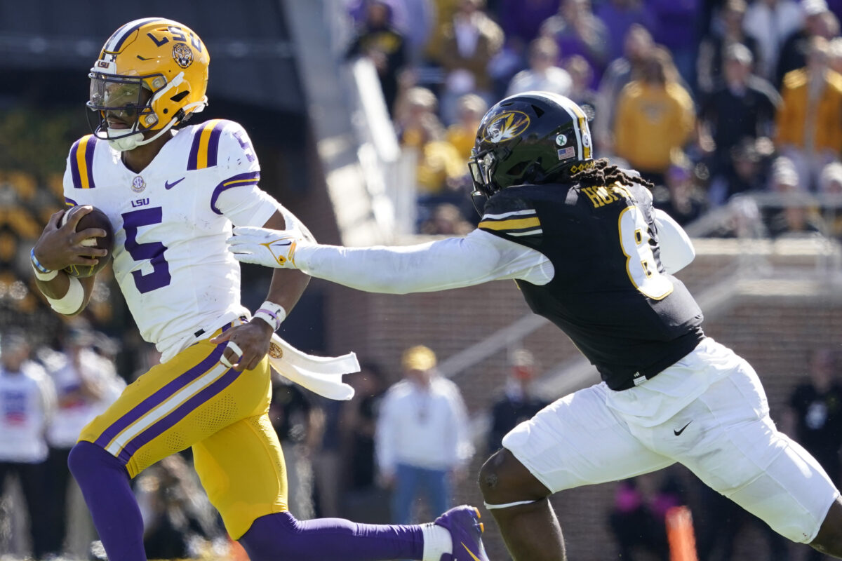 SEC Standings: LSU stays alive in West race after win over Missouri
