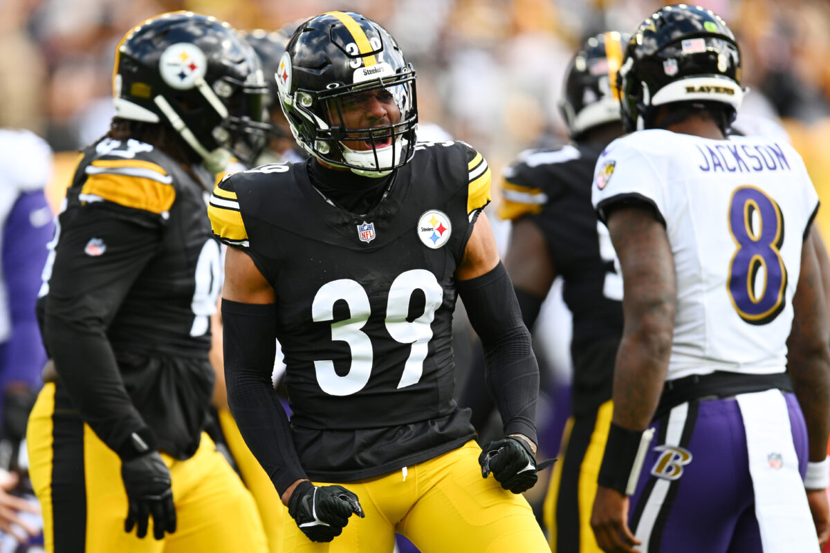 Ravens allow four sacks as Steelers pull the upset 17-10