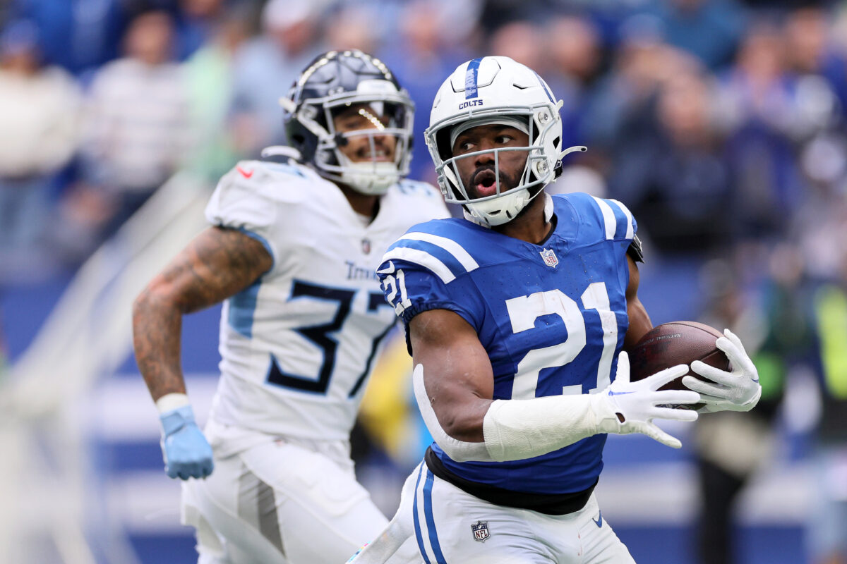 WATCH: Colts’ Zack Moss scores second TD vs. Titans