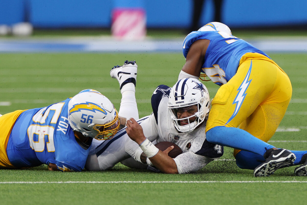 40+ of the best pics from Cowboys escaping Chargers crunch in Week 6