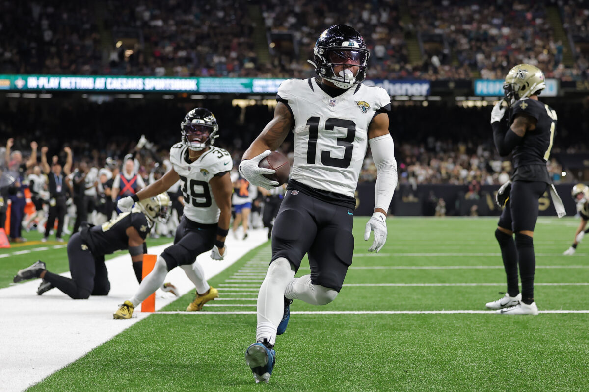 Christian Kirk overcomes early adversity before scoring a crucial touchdown to lift the Jaguars over the Saints on Thursday Night Football