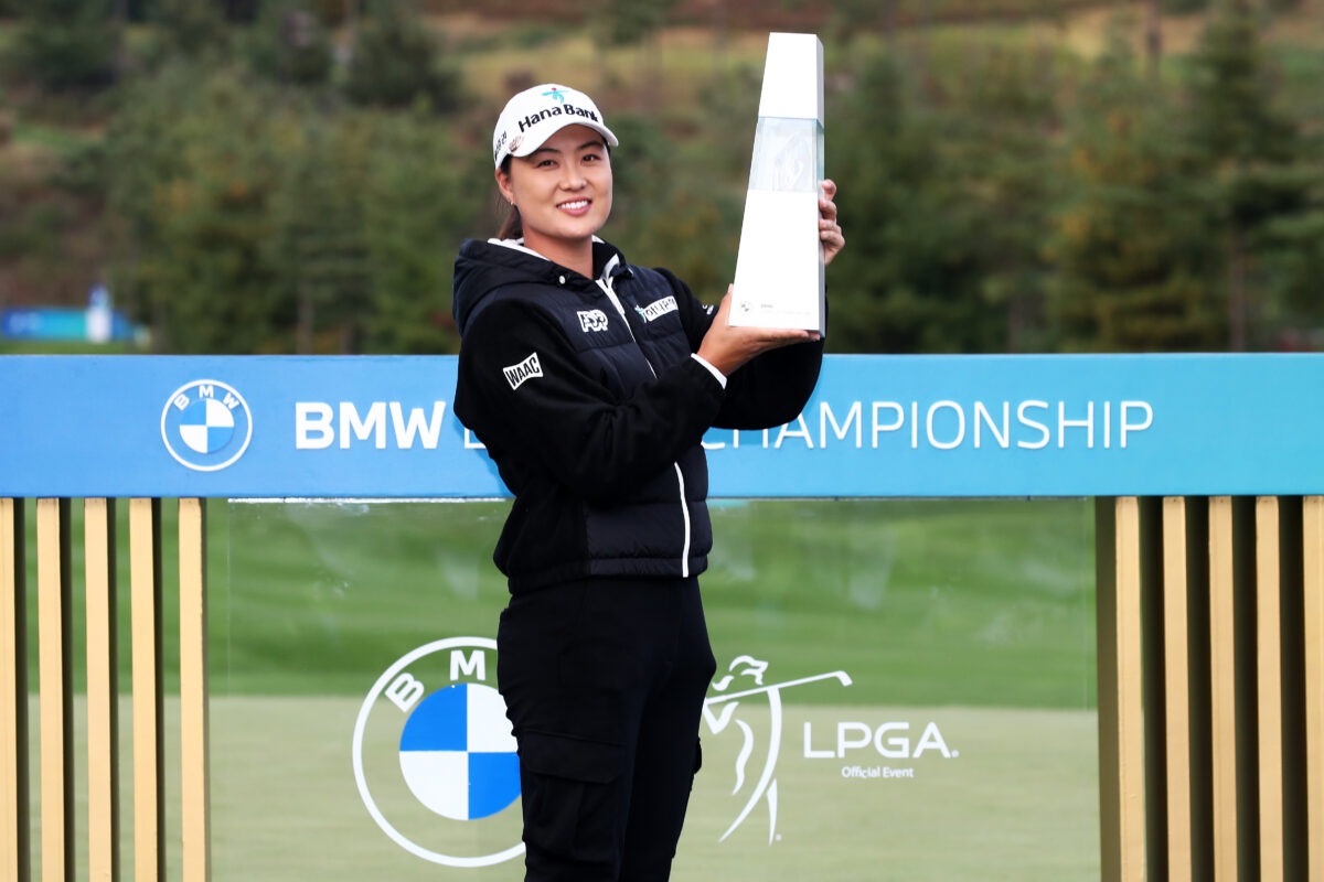 Minjee Lee claims 10th career LPGA title in a playoff at BMW Ladies Championship