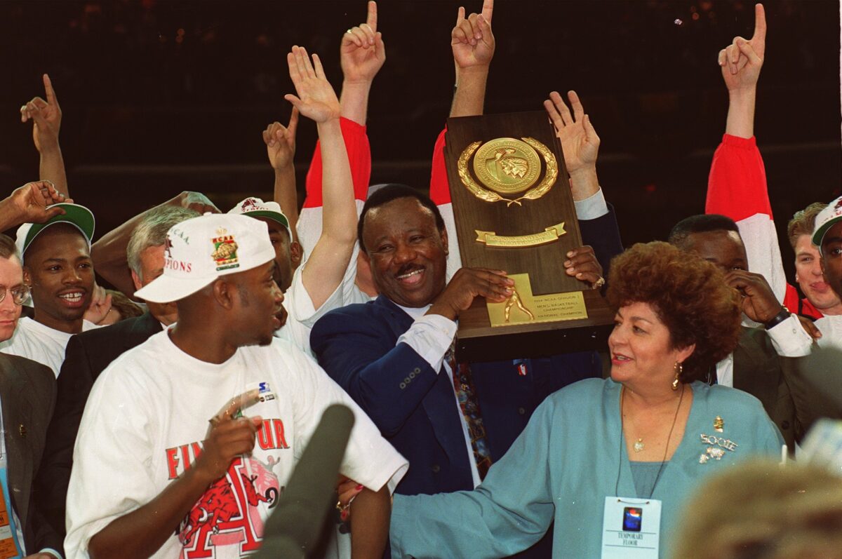 30 years ago, Arkansas basketball was about to embark on a dream season