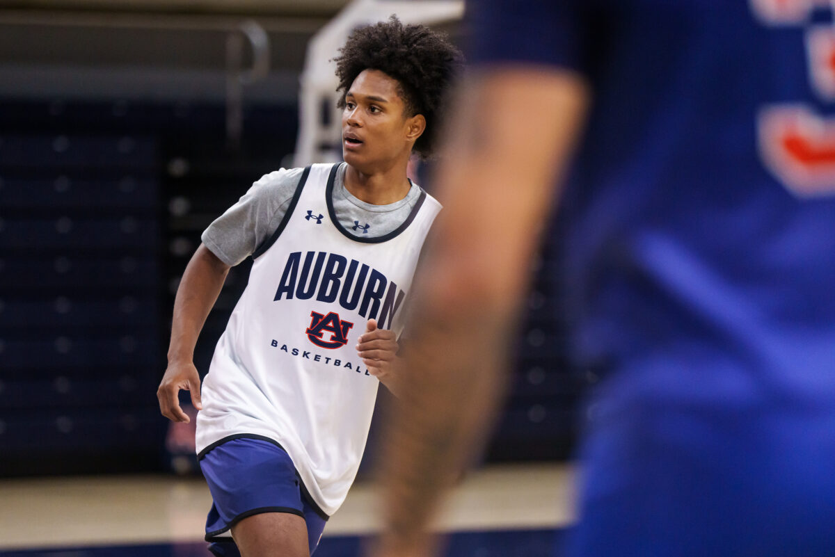 Aden Holloway among The Athletic’s top freshmen to watch