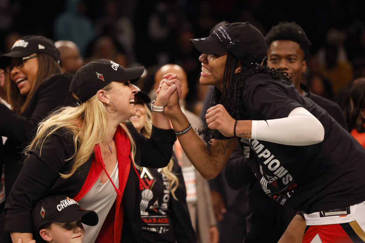 10 awesome photos of the Las Vegas Aces celebrating their second straight WNBA title