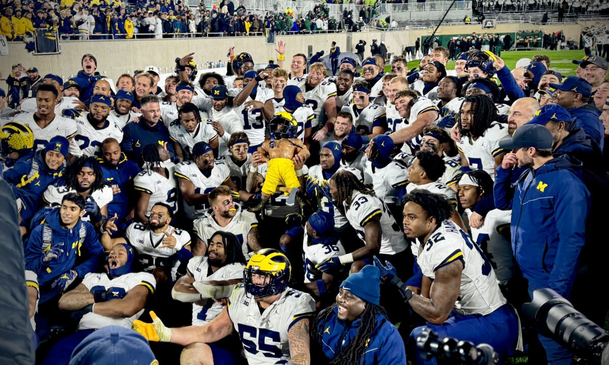 The best photos from Michigan football 49-0 win over MSU