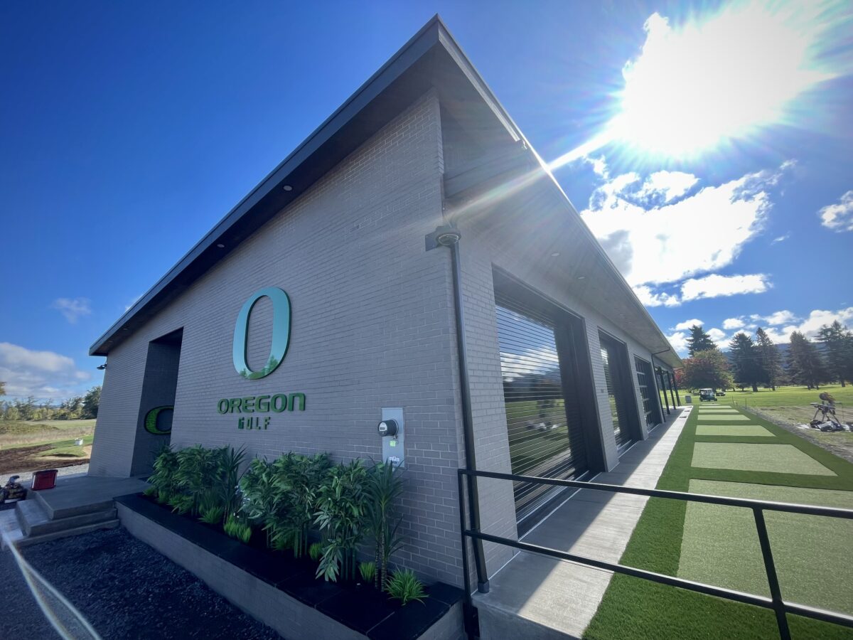Oregon Golf holds grand opening for ‘The Jake,’ state-of-the-art teaching facility, clubhouse