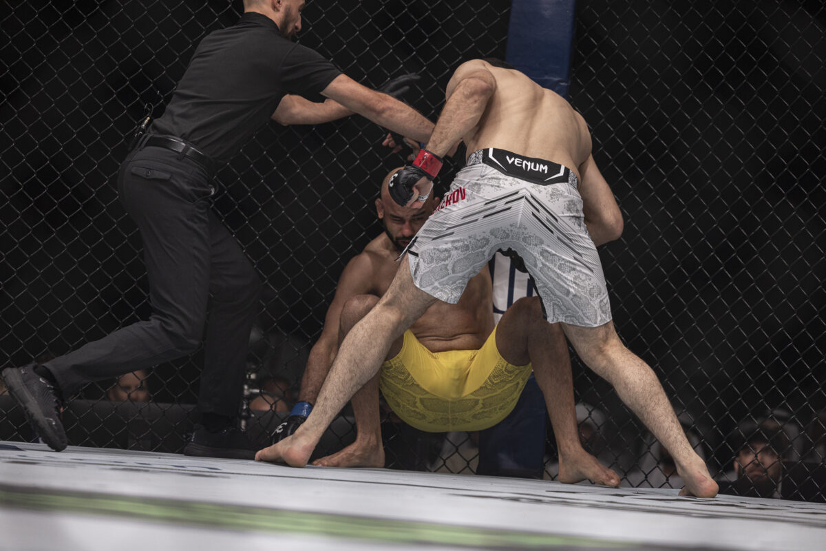 UFC 294 results: Ikram Aliskerov blasts Warlley Alves with flying knee, swarms for first-round TKO
