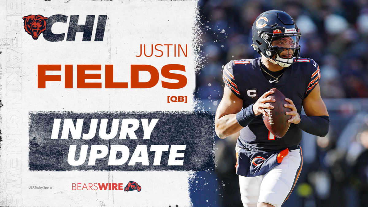 Report: Bears QB Justin Fields suffered dislocated thumb on his throwing hand