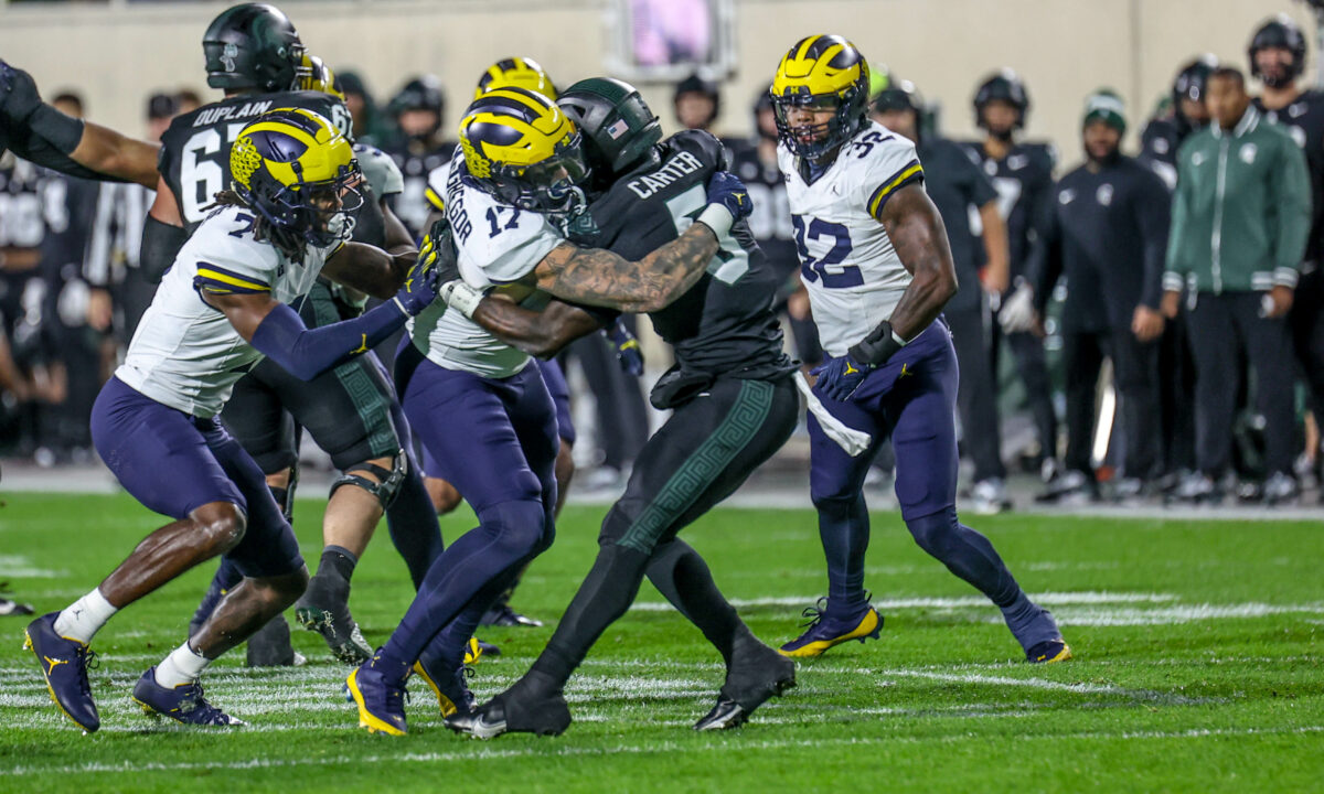 Notebook: Michigan football overwhelmingly beats Michigan State