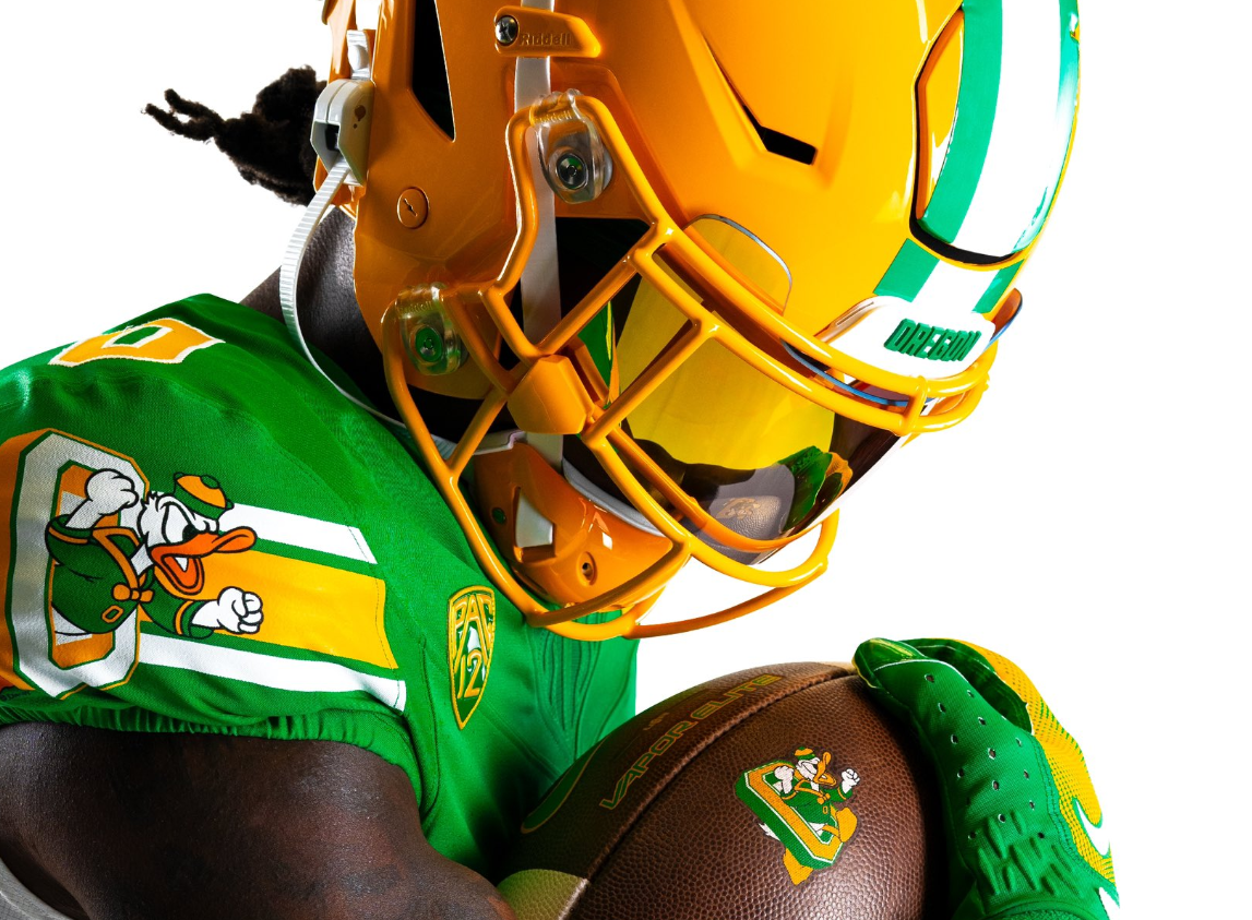 LOOK: Ducks to wear ‘Mighty Oregon’ throwback uniforms for homecoming vs. Washington State