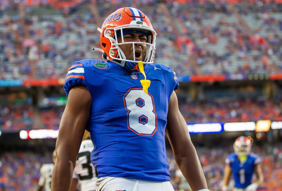 Florida’s tight end earns SEC co-Freshman of the Week honor