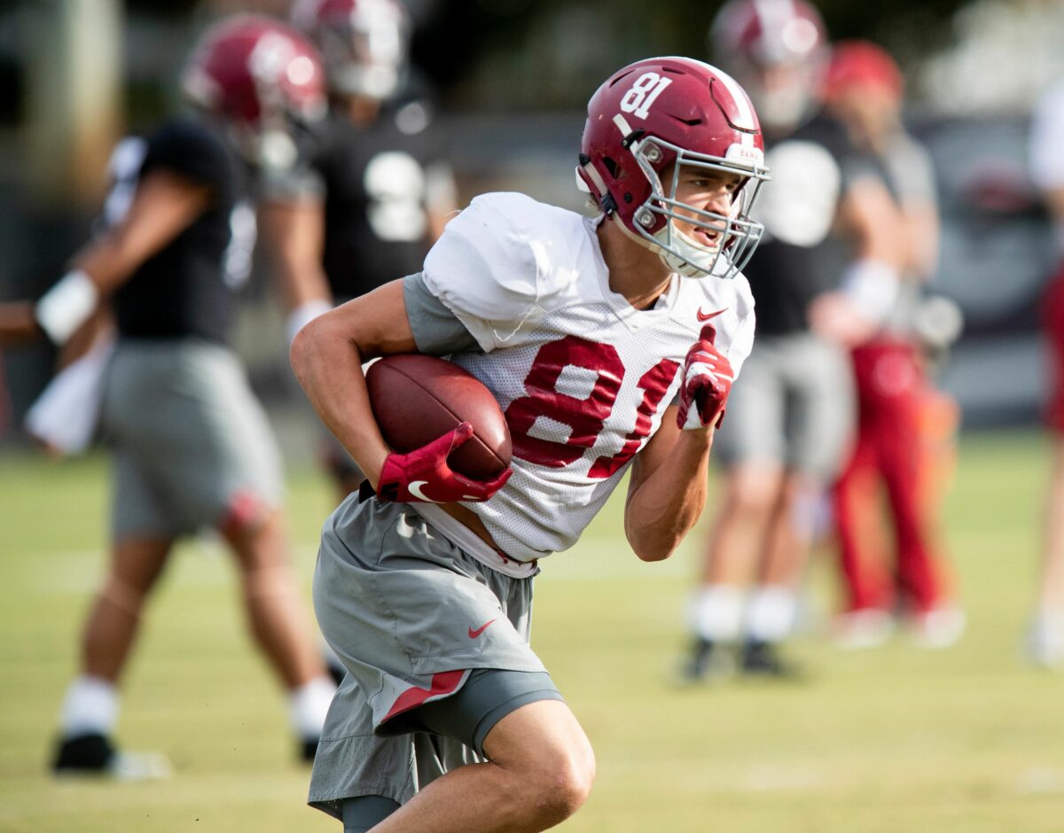 Former Alabama WR Derek Kief promoted to interim WRs coach at Arkansas