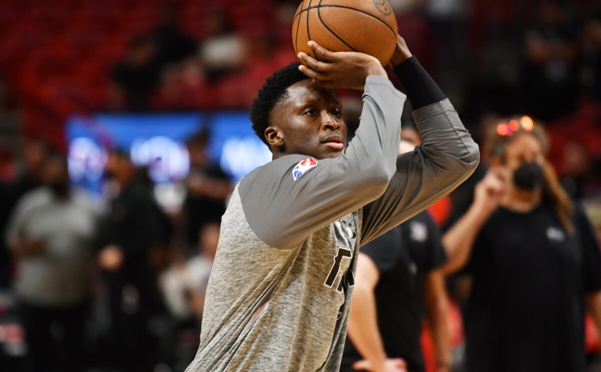 Report: Despite injury, Victor Oladipo’s roster spot appears secure in Houston