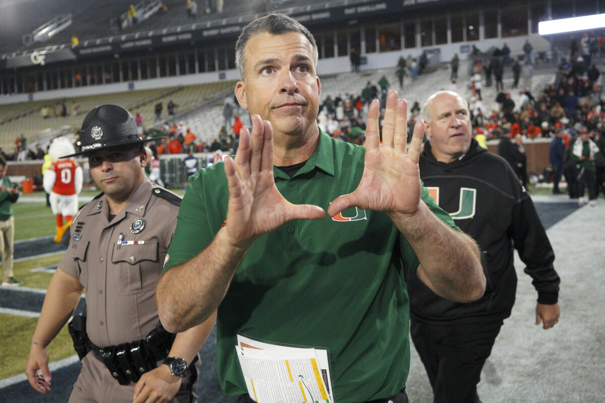Mario Cristobal gets roasted after coaching decision ends in embarrassing loss