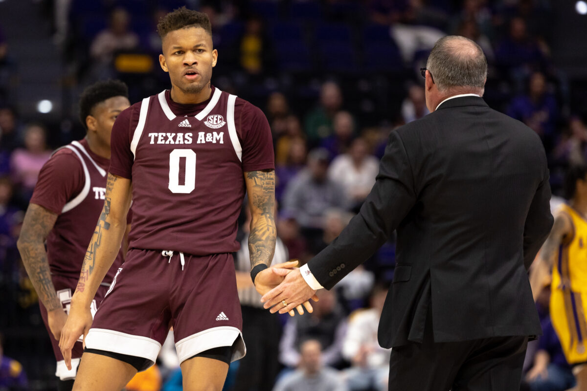 Former Aggie Dexter Dennis agrees to two-way deal with the Dallas Mavericks