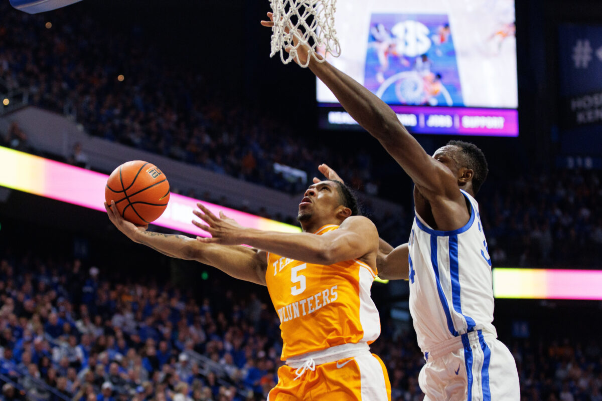 Zakai Zeigler named to Bob Cousy Award preseason watch list