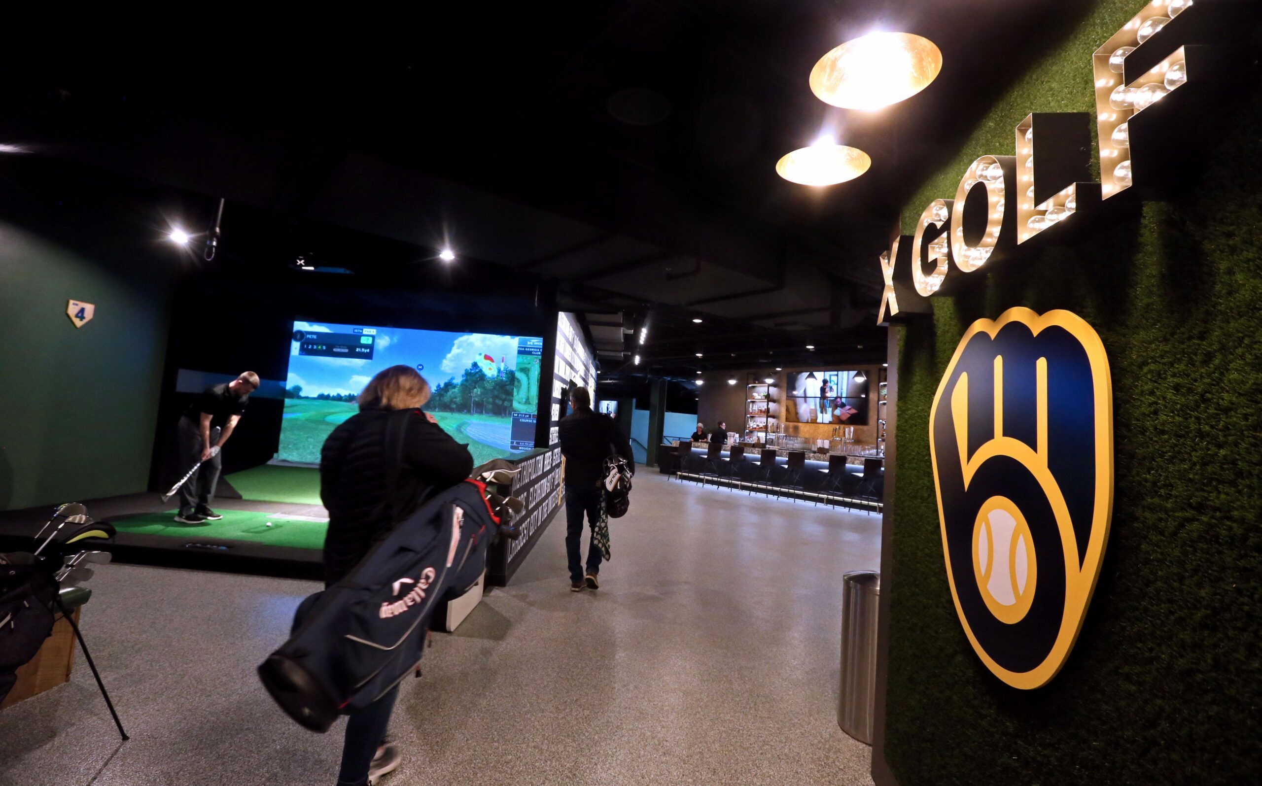 Photos: Milwaukee Brewers in-stadium golf suite to remain open during offseason