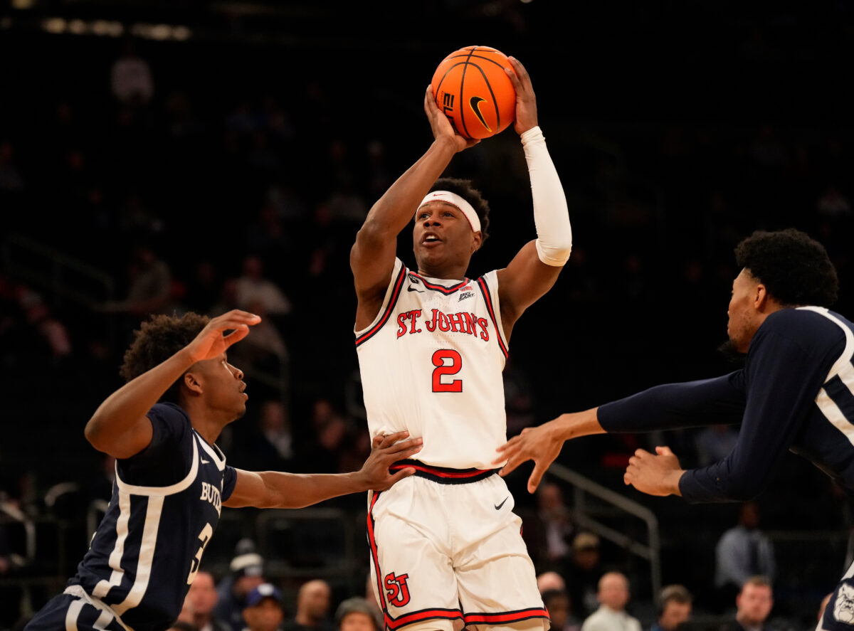 WATCH: AJ Storr finishes off a lob at Red and White Scrimmage