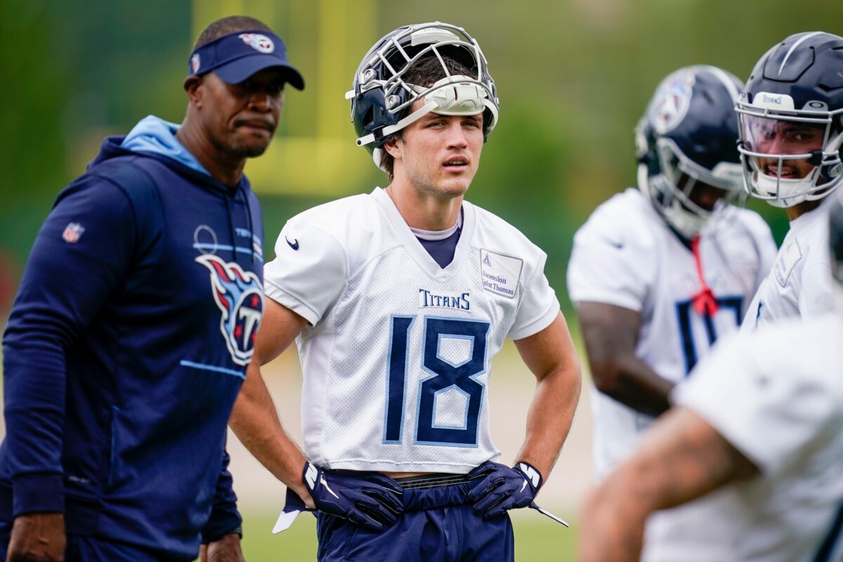 Titans’ Kyle Philips says he’s fully healthy, unsure if he’ll play