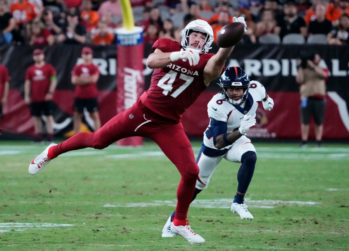 Cardinals promote TE Blake Whiteheart from practice squad with Zach Ertz injury