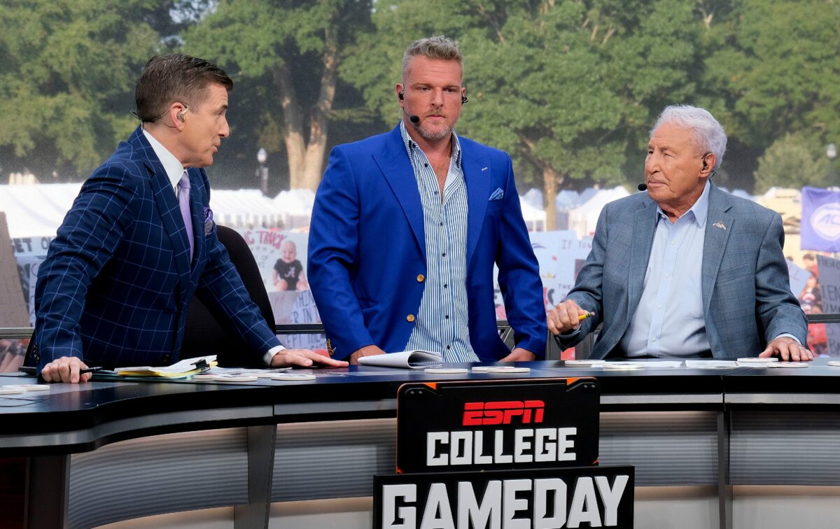 ESPN College GameDay crew makes their predictions for Week 6