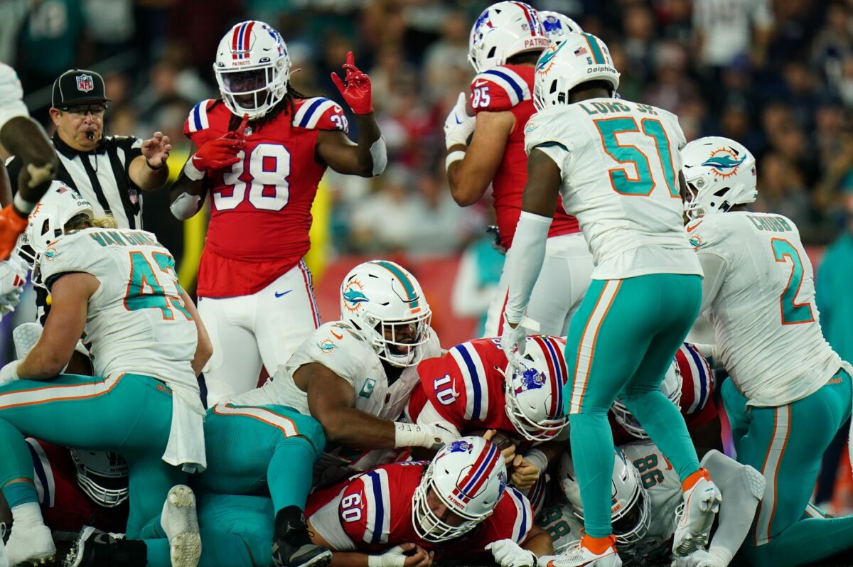 Patriots-Dolphins game day poll: Who wins on Sunday?
