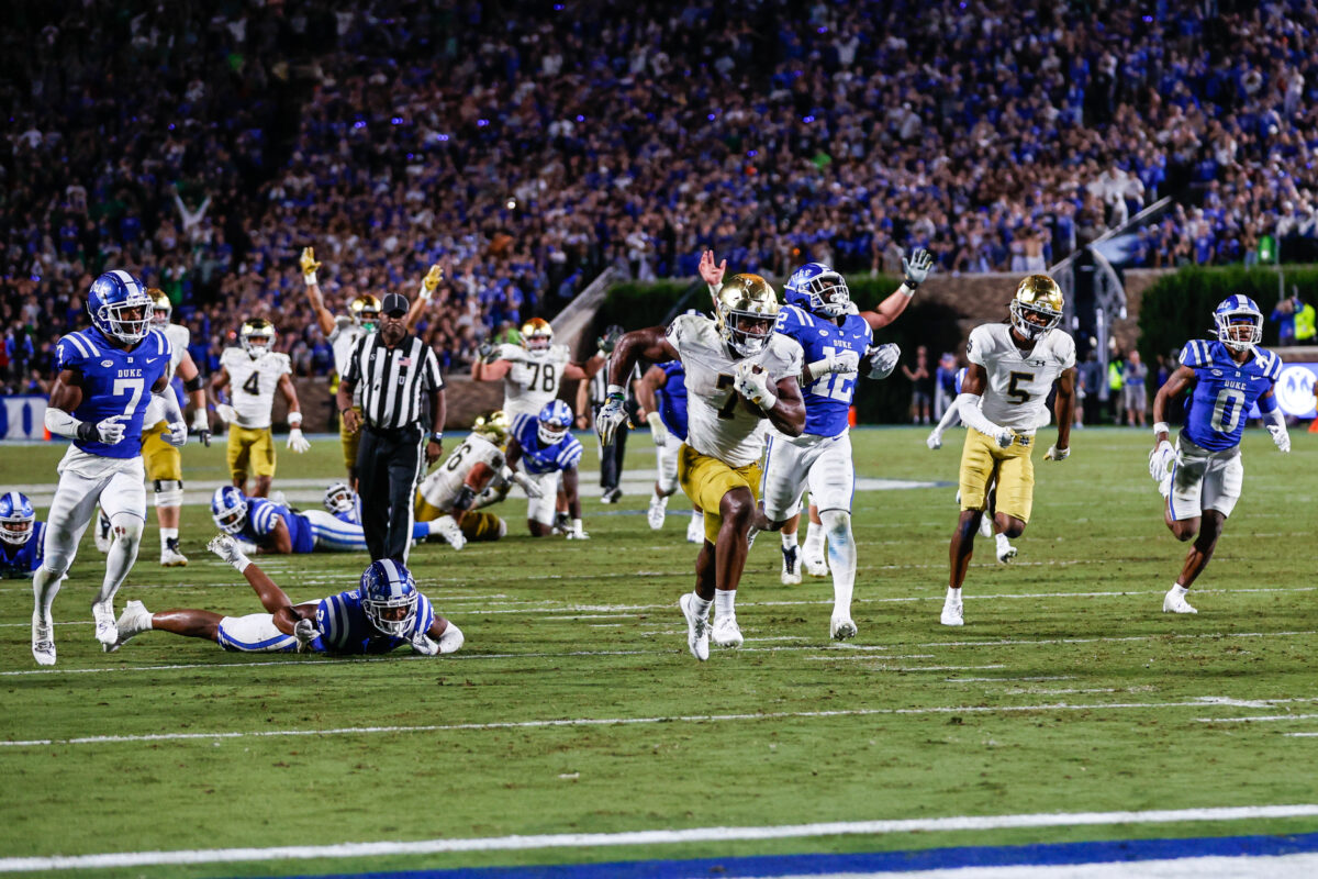 Social media reacts to Notre Dame’s football final drive video