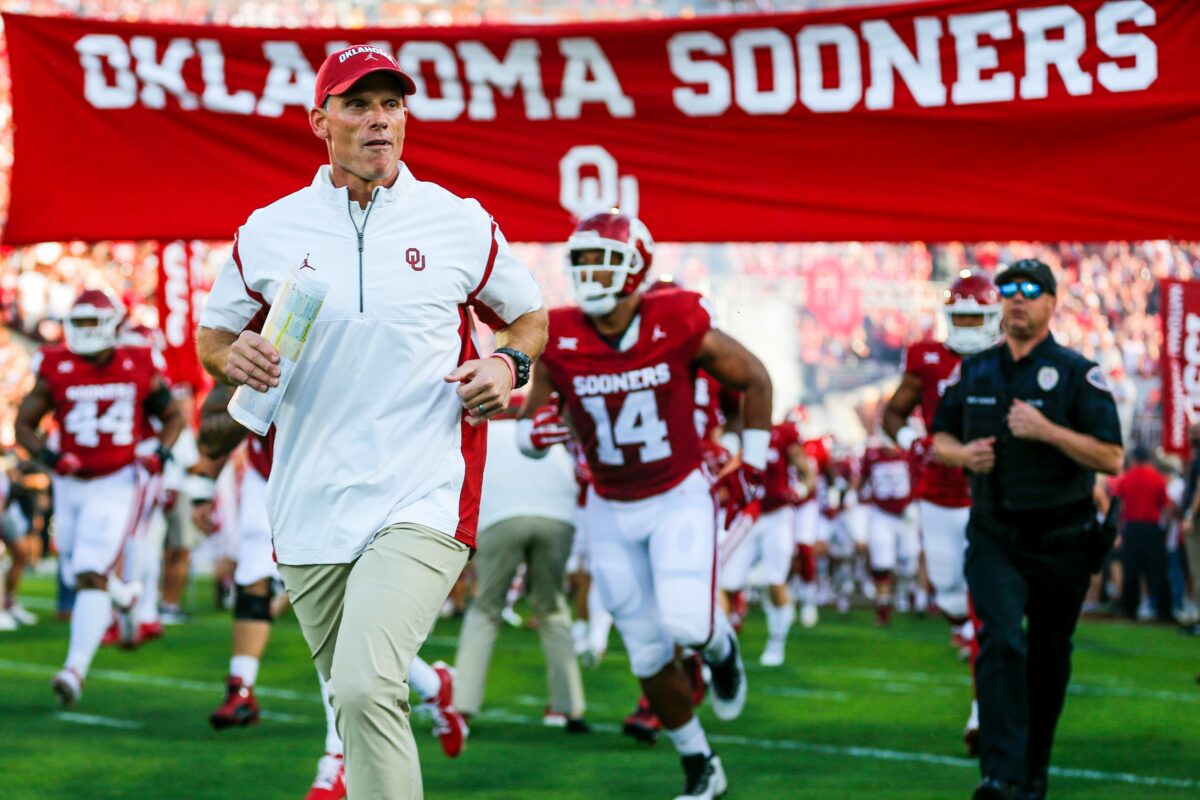 Oklahoma Sooners, Texas Longhorns on the rise in latest US LBM Coaches Poll after week 5