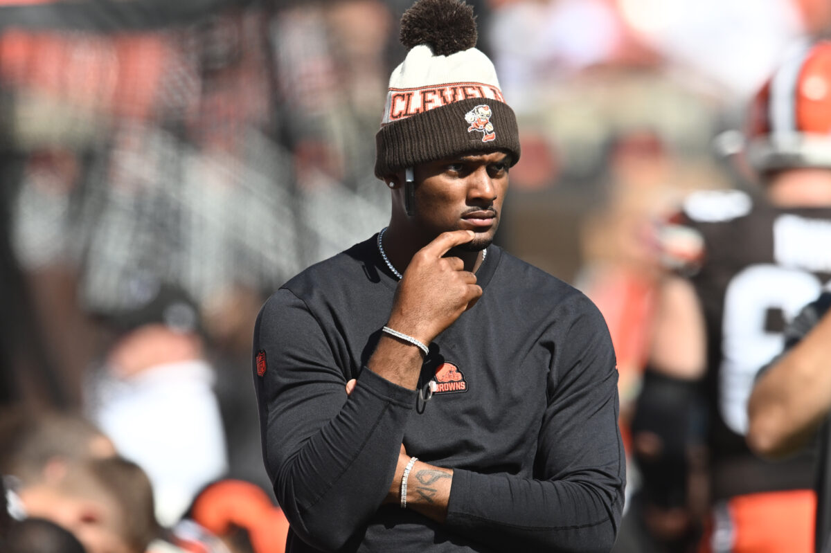 Browns Twitter reacts to the looming mystery of Deshaun Watson’s shoulder