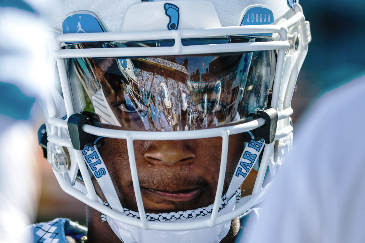 Social media reacts to Tar Heels peeling the Oranges in a 40-7 win