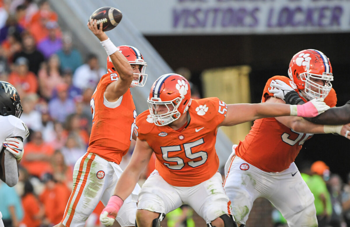 Putnam on Clemson’s offensive line, the Yips the Tigers are dealing with
