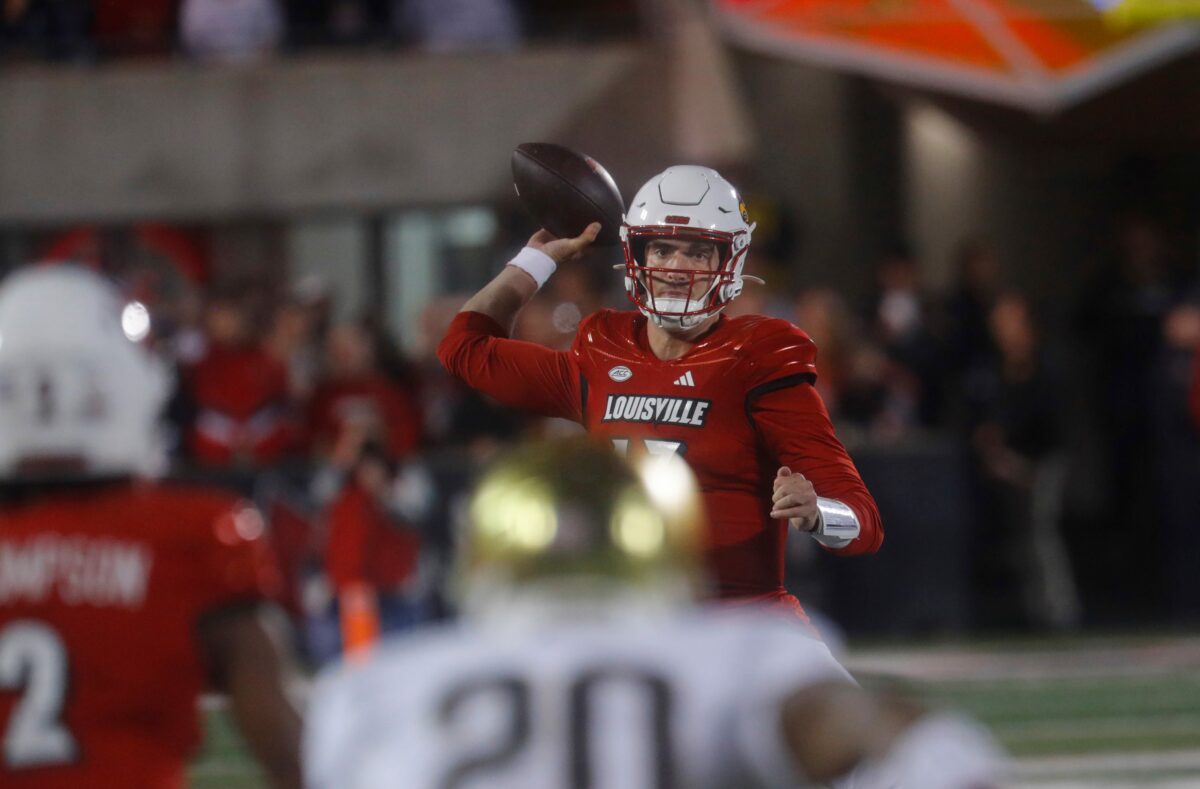 Louisville at Pitt odds, picks and predictions