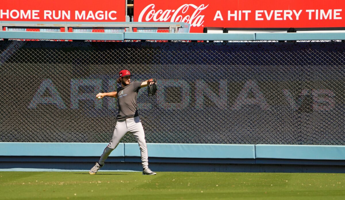 NLDS Game 2: Arizona Diamondbacks at Los Angeles Dodgers odds, picks and predictions