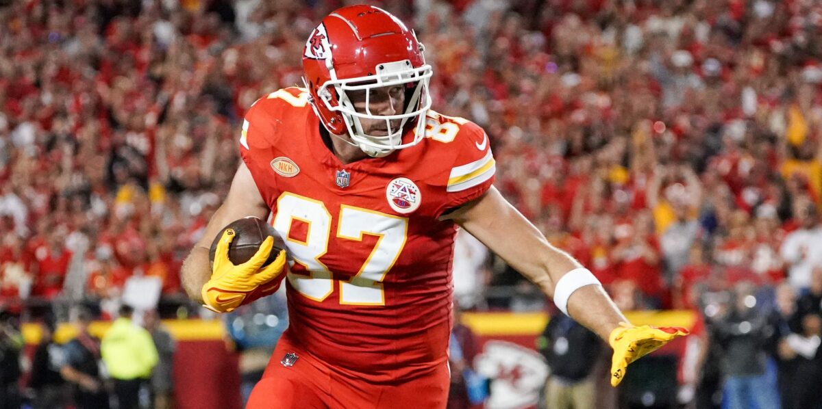 Los Angeles Chargers at Kansas City Chiefs odds, picks and predictions
