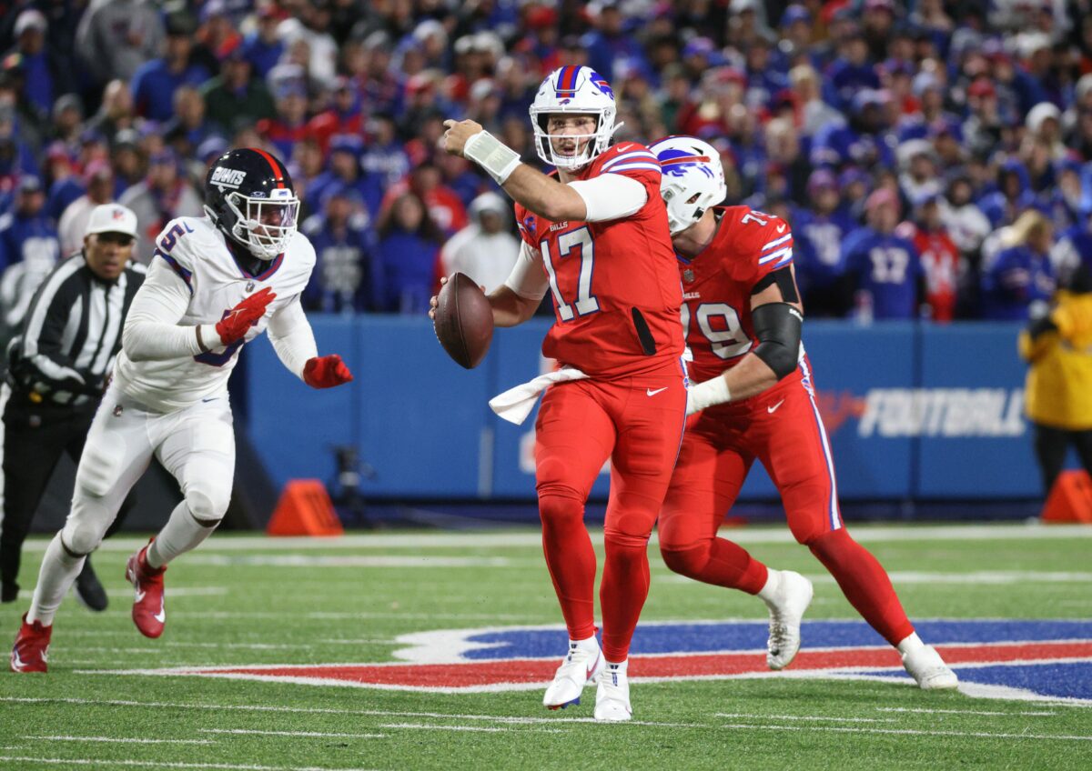 First look: Buffalo Bills at New England Patriots odds and lines