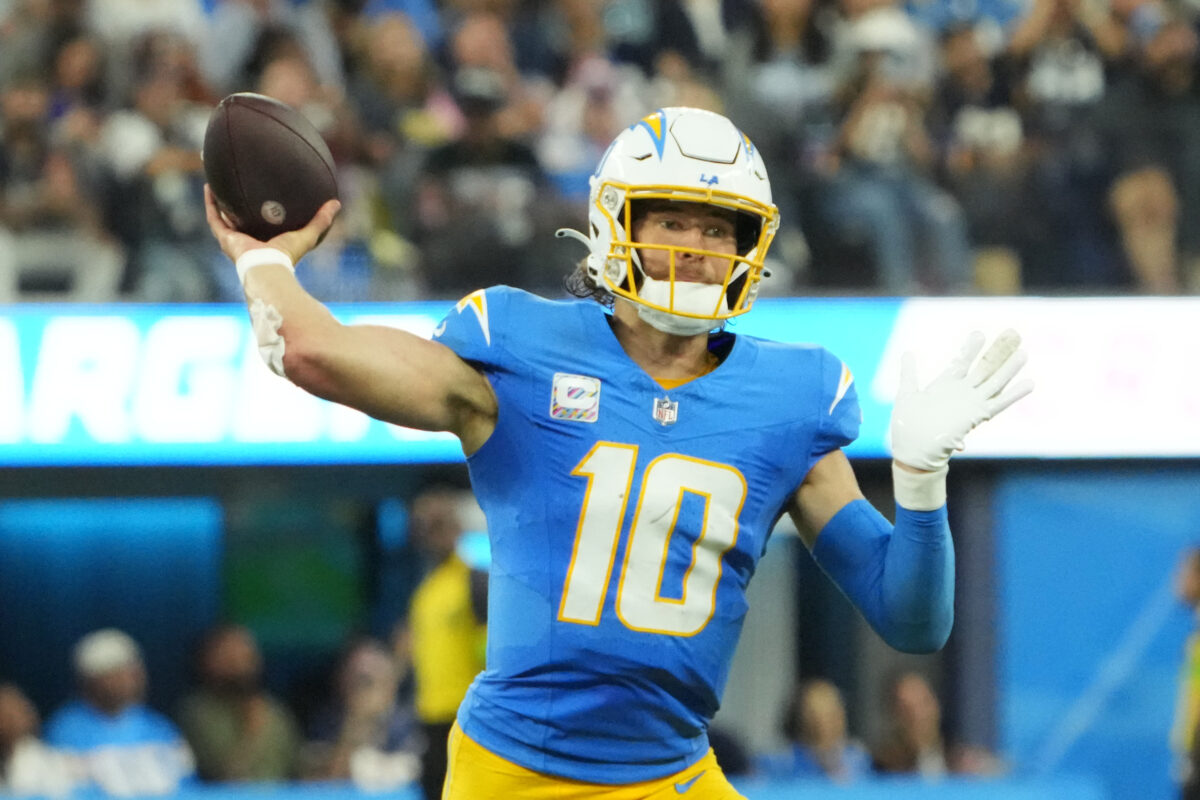 Best NFL underdog picks and predictions for Week 7