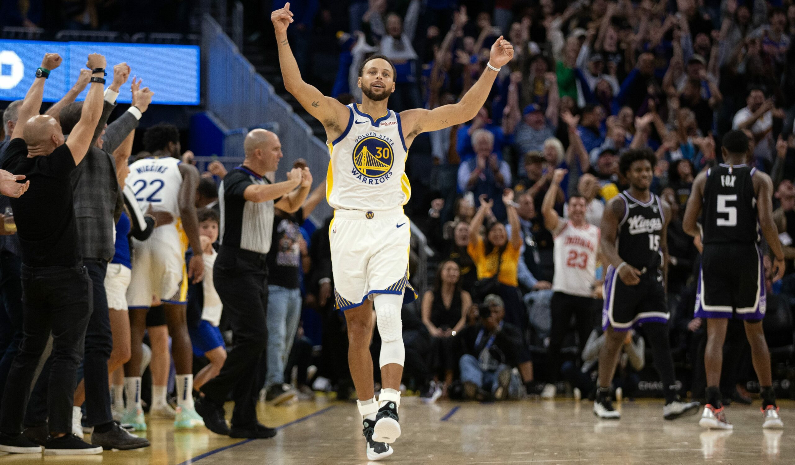 Golden State Warriors at Sacramento Kings odds, picks and predictions