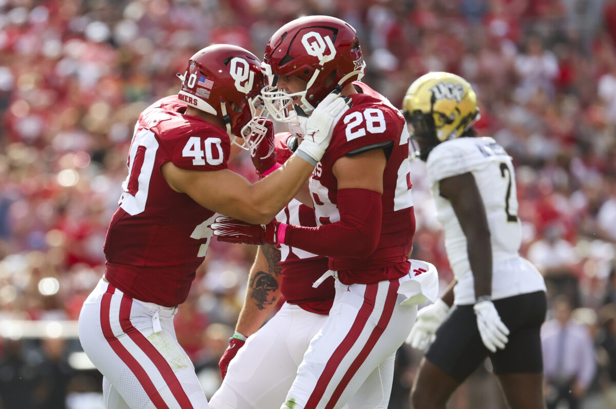 Danny Stutsman named top linebacker performer in the Big 12 by College Sports Wire