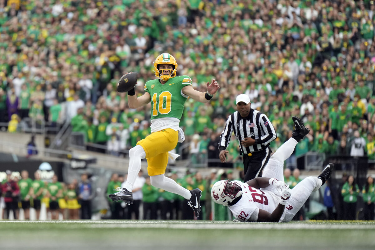 Pac-12 QB Rankings: It’s a three-horse race for the top spot