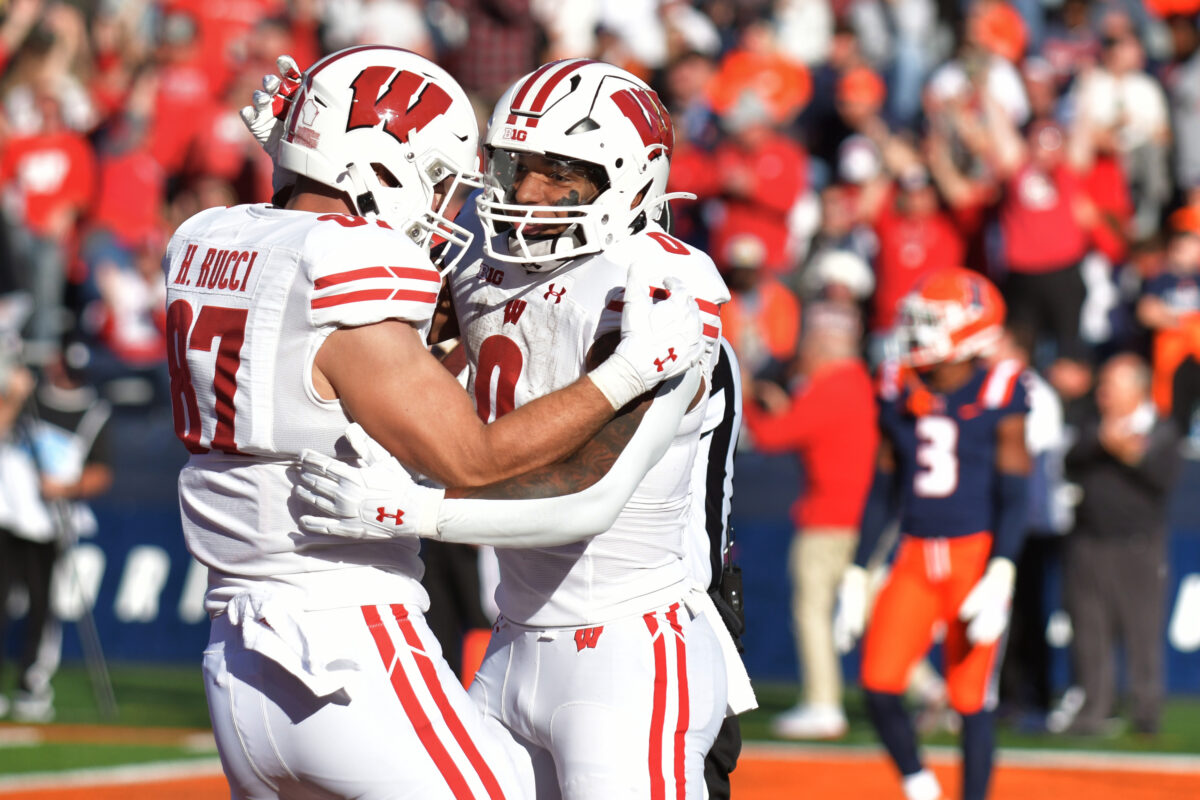LOOK: Hayden Rucci reacts to his brother Nolan’s game-winning touchdown catch