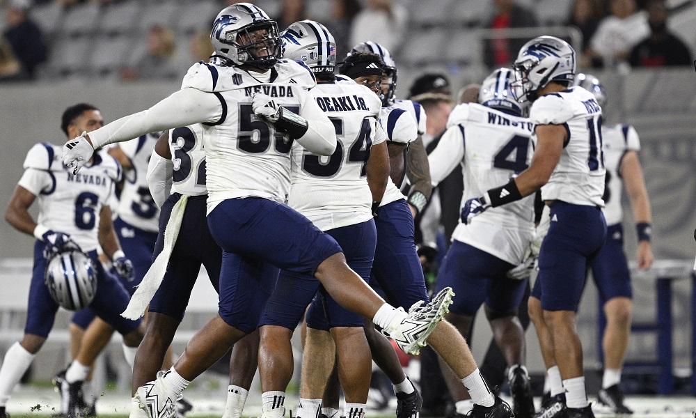 Nevada Football: Wolf Pack Defeat Aztecs To End 16 Game Losing Streak