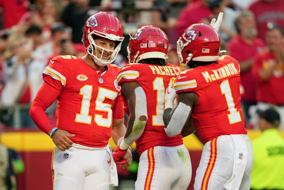 Chiefs QB Patrick Mahomes marked 10th career 400 yard game vs. Chargers in Week 7